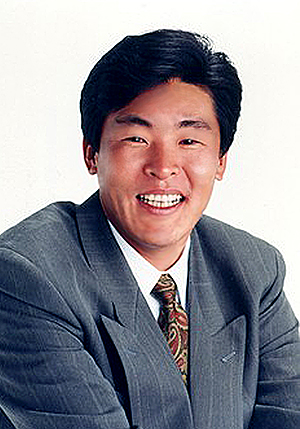 中本賢