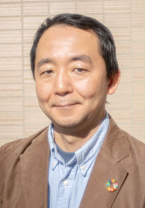 伊藤芳浩